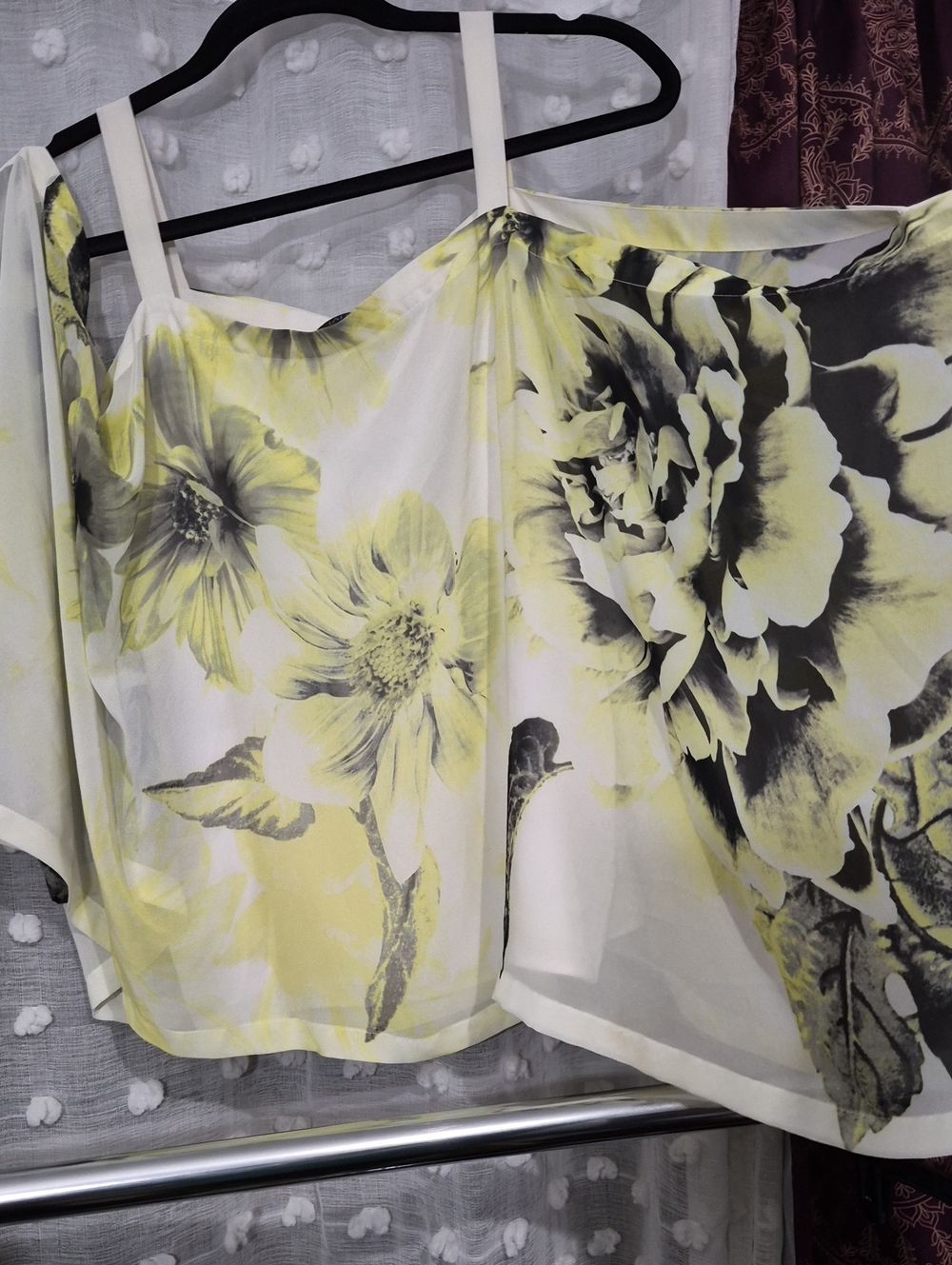 Tahari Yellow and White Floral Camisole Top